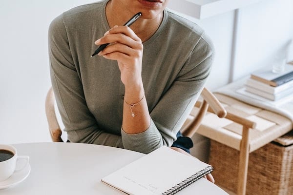 Which IB Diploma courses should I take to study Social Sciences?