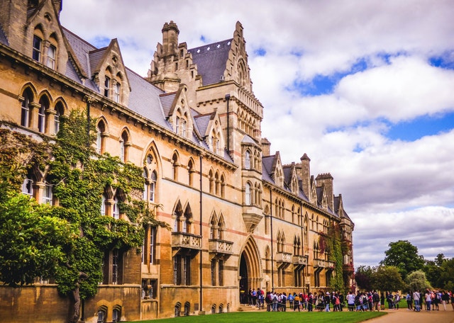 How important is the choice of subjects when applying to Oxford?